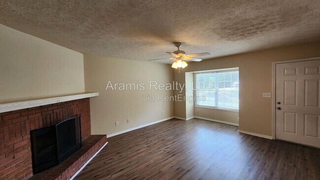 Foto del edificio - 2320 Highpoint Rd