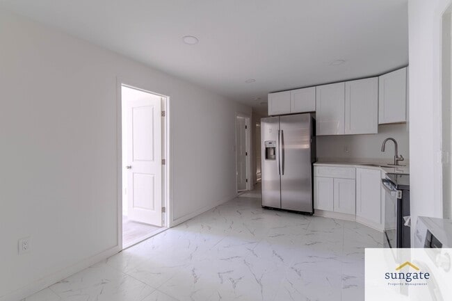 Foto del edificio - 208 Lloyd St