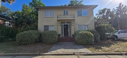 Building Photo - 1302 McDuff Ave S