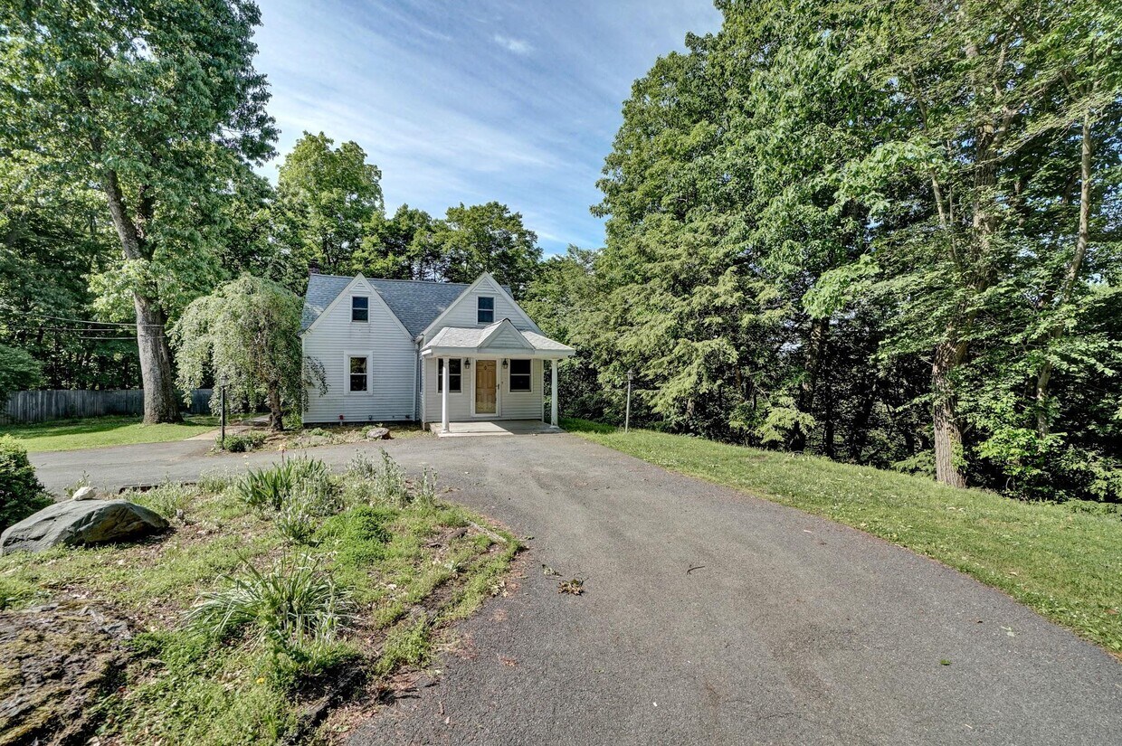 Primary Photo - 111 Wheat Ln