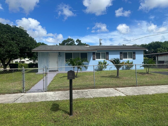 Building Photo - 22601 SW 124th Ct
