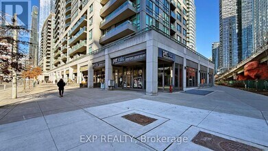 Building Photo - 25 Lower Simcoe St