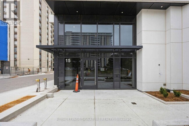 Building Photo - 15 David Salomon Dr