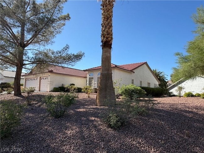 Building Photo - 5004 Elm Grove Dr