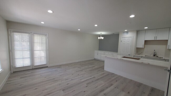 Foto del edificio - 1291 Elizabeth Ave