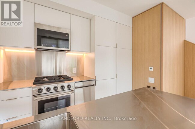 Photo du bâtiment - 429 Brock Ave