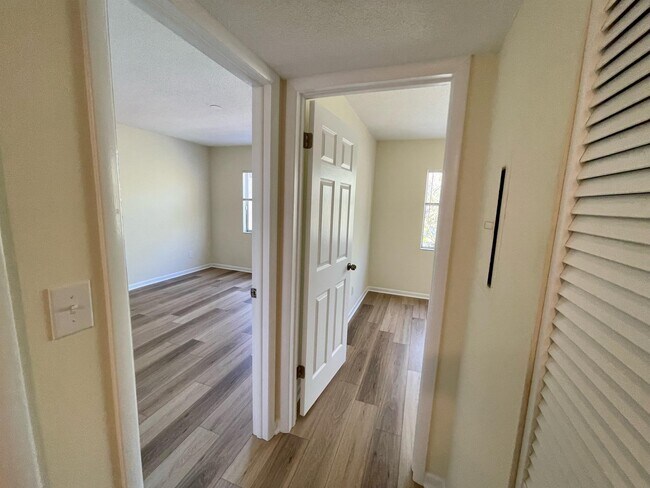 Foto del edificio - 625 N Keene Rd