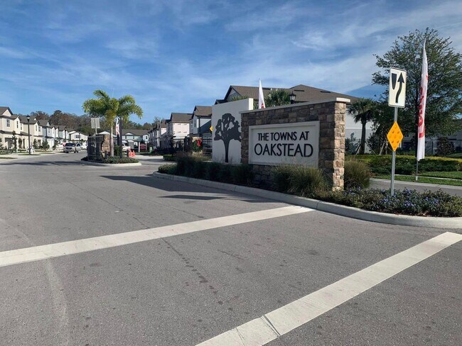 Foto del edificio - The Towns of Oakstead