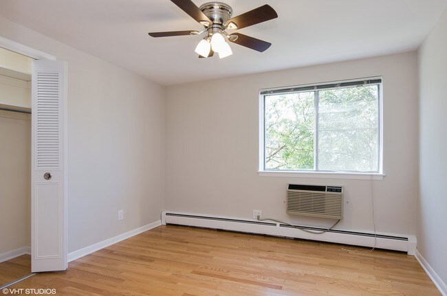 Habitaciones de gran tamaño - Roseanne Apartments