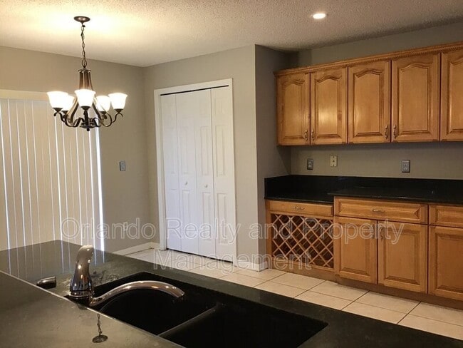 Foto del edificio - 914 Crystal Bay Ln