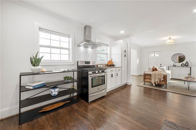 Foto del edificio - 1612 Alder Ct SE