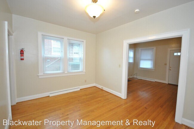 Building Photo - 2 br, 1 bath House - 9 Ford St.