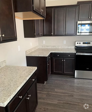 Building Photo - 837 Silver Leaf Dr