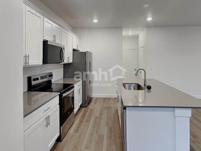 Foto del edificio - 8544 47th Pl NE