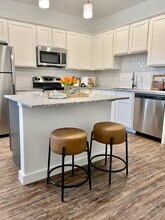 Building Photo - The Leighton