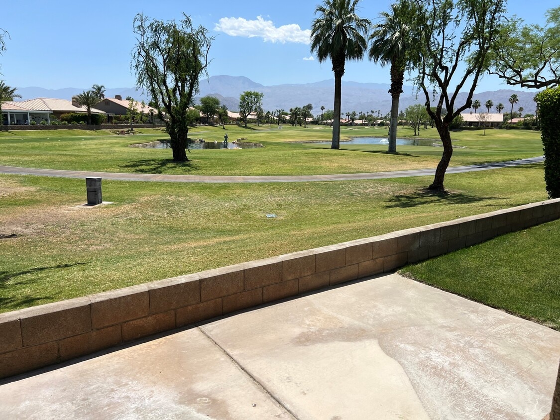 Primary Photo - 80399 Pebble Beach Dr
