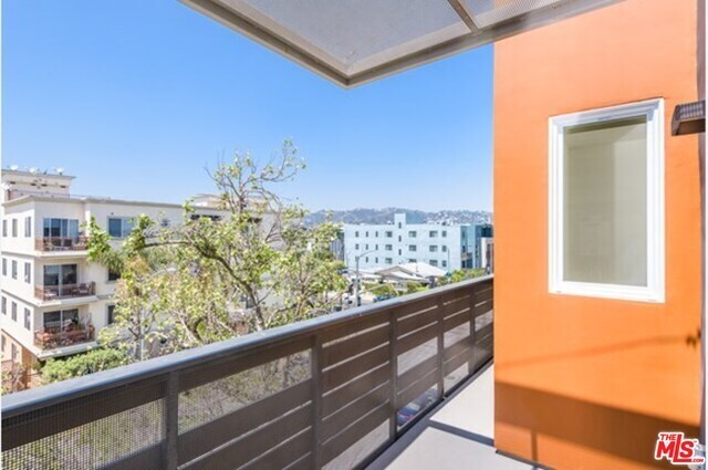 Foto del edificio - 850 Wilcox Ave