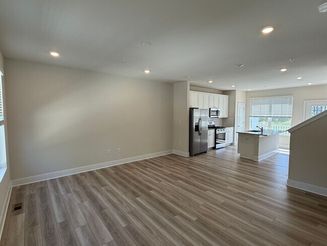 Foto del edificio - Stylish Townhome Overlooking River Marsh Golf Course- Cambridge, MD