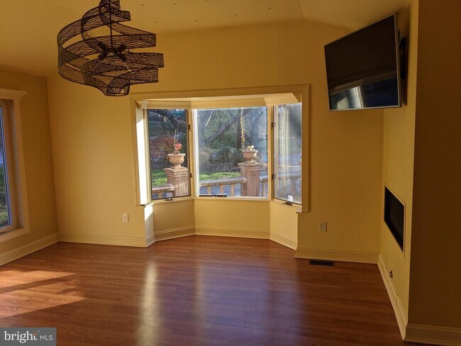 Foto del edificio - 6601 Tusculum Rd