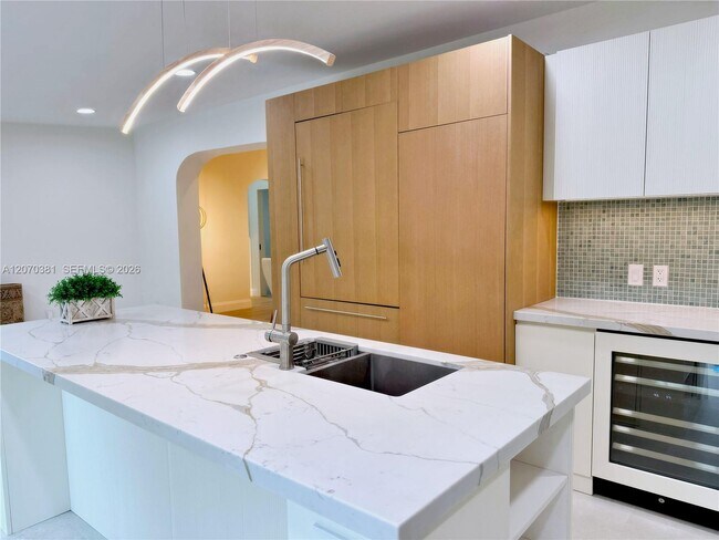 Foto del edificio - 775 NE 76th St