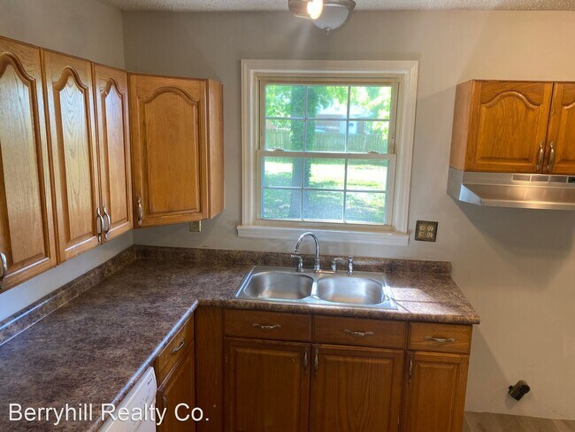 Building Photo - 3 br, 1 bath House - 3500 Sudbury Rd