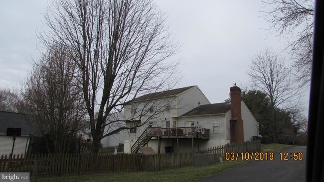 Building Photo - 17 New Bedford Ct