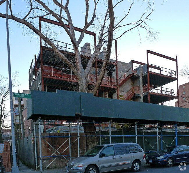 Foto del edificio - 2931 Brighton 5Th St