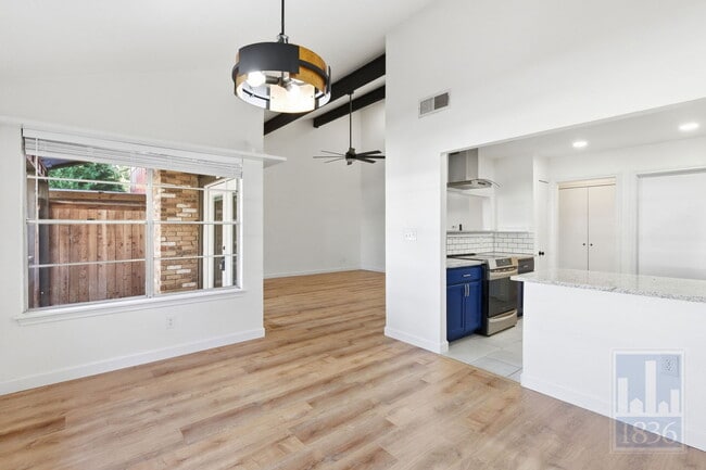 Foto del edificio - 2009 Sandberg Dr