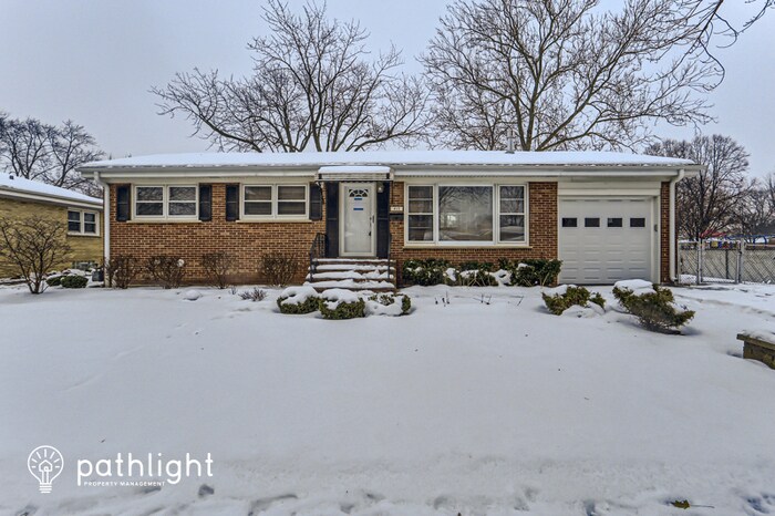 Foto principal - 415 North Mount Prospect Road