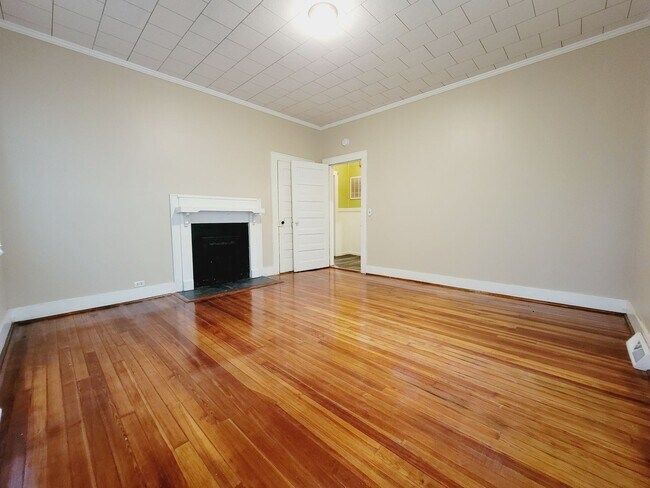 Foto del edificio - Updated 2-Bedroom 1-Bathroom Home for Rent Gastonia, NC