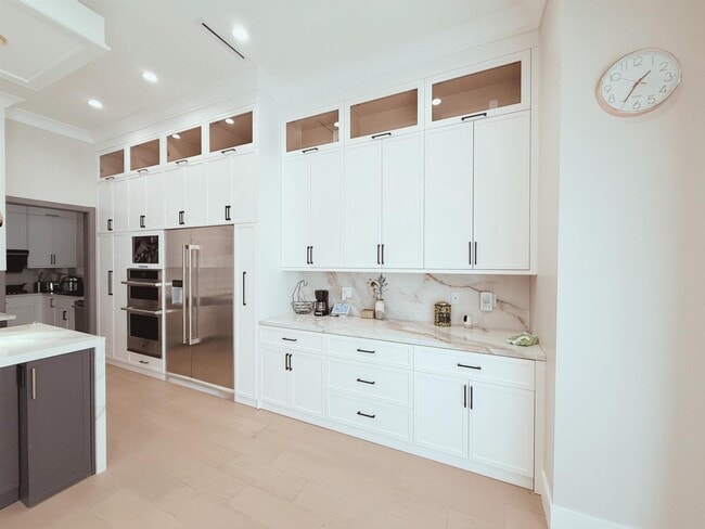 Photo du bâtiment - 1745-1167 167 St