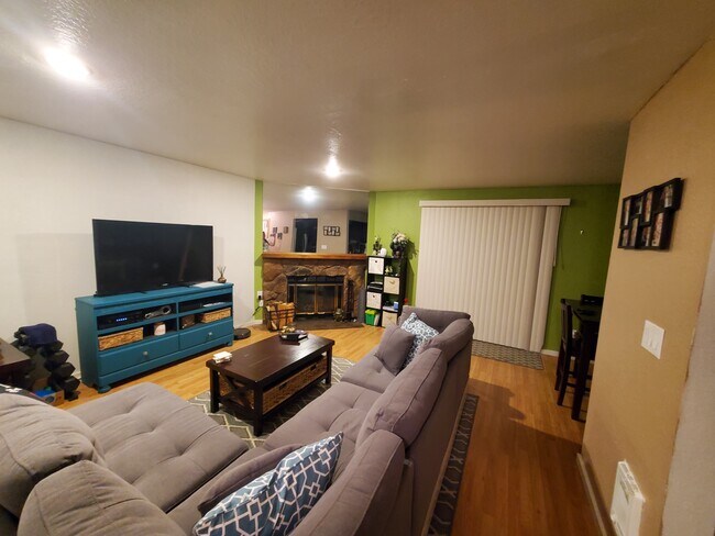 Living room - 17509 118th Ave SE