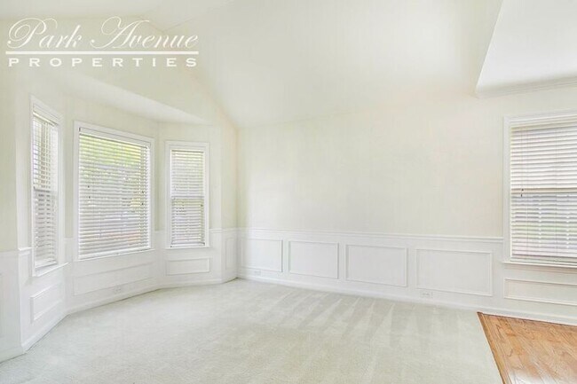 Foto del edificio - 318 Winward Pointe Dr