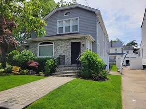 Building Photo - 301 Linwood Ave