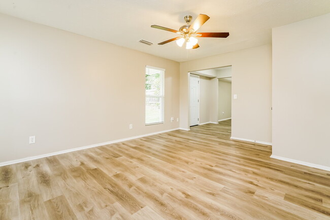 Building Photo - 5052 Leland Dr