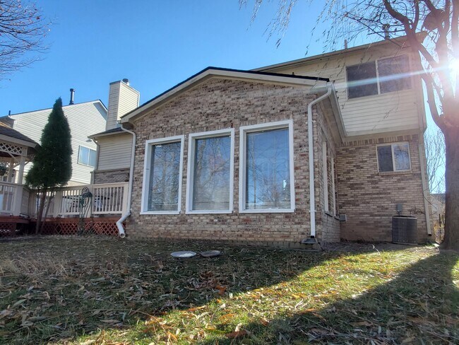 Building Photo - 33568 Harvard Ave