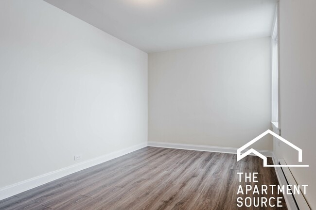 Photo - 2938 W Palmer St Apartment