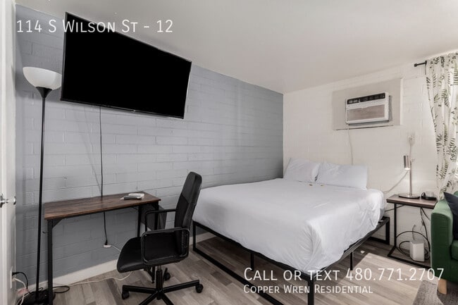 Foto del edificio - 114 S Wilson St