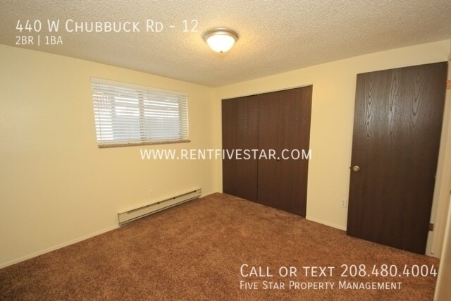 Foto del edificio - 440 W Chubbuck Rd