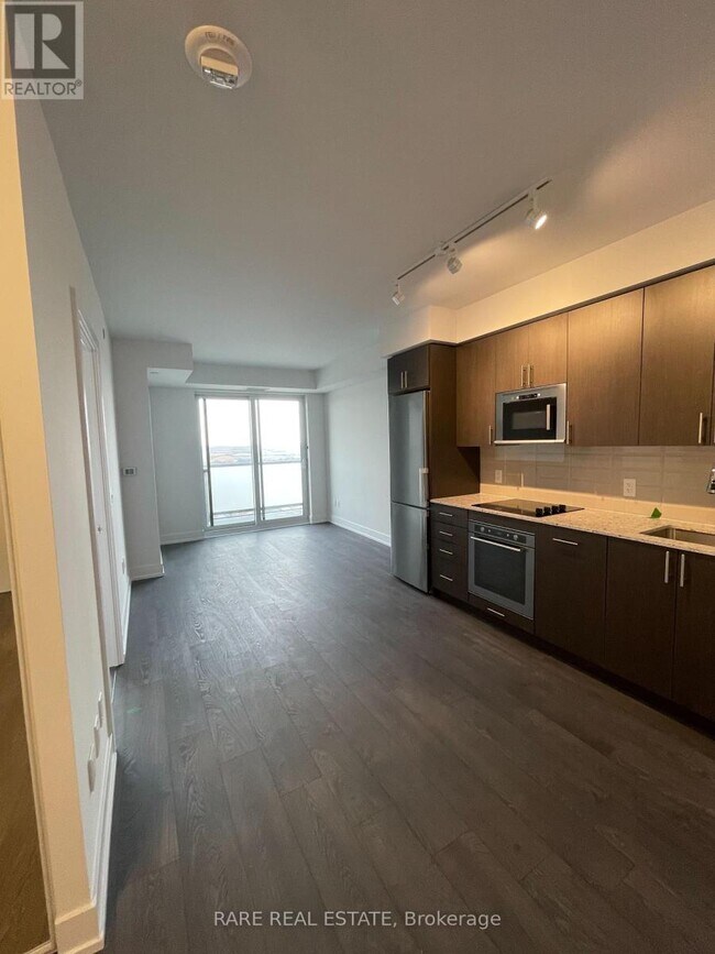 Photo du bâtiment - 2550-2550 Simcoe St N