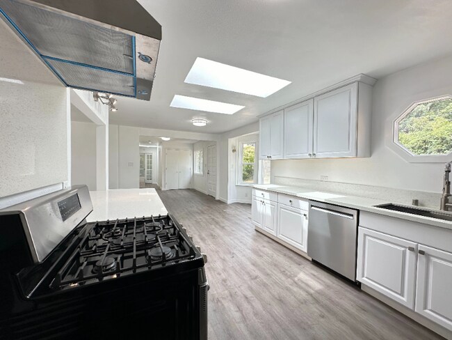 Foto del edificio - 9584 SW Taylor St