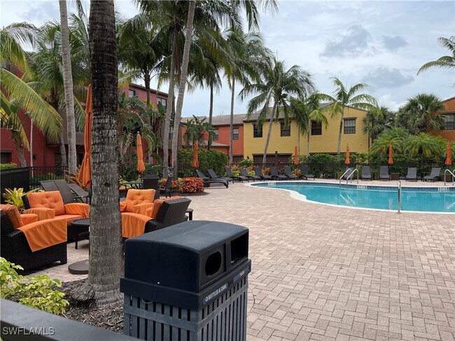 Foto del edificio - 9081 Albion Ln S