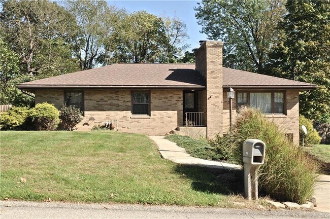 Foto del edificio - 128 Ornida Dr