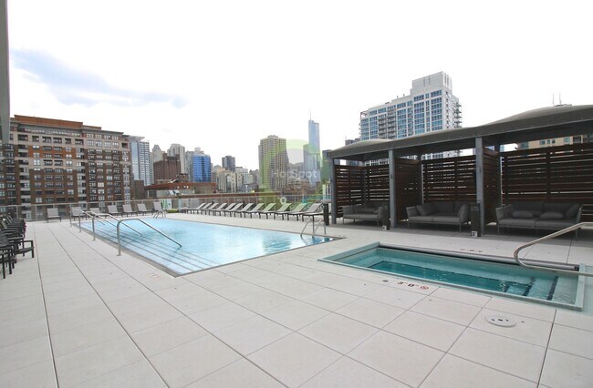Foto del edificio - 335 W Chestnut St