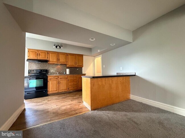 Foto del edificio - 657 N Charlotte St