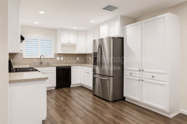 Foto del edificio - 212 Derecho Way