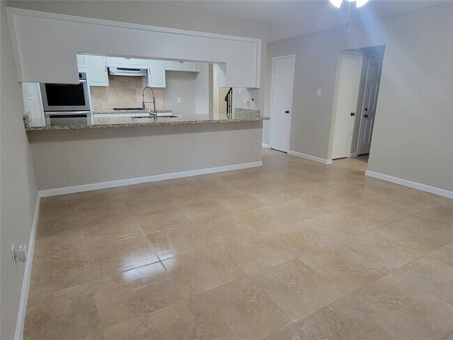 Foto del edificio - 2518 Leichester Dr