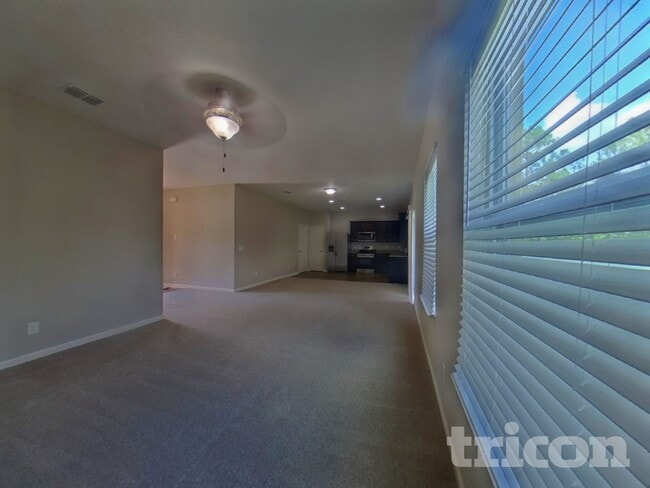 Building Photo - 1058 Lancelot Dr