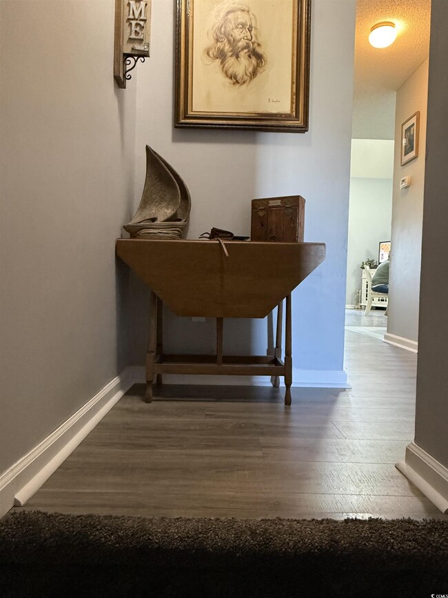 Building Photo - 1065 Plantation Dr W