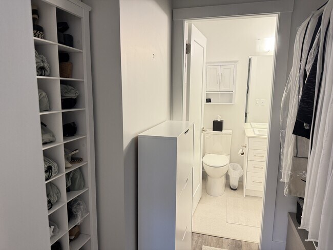 Photo du bâtiment - 660 Beach Rd